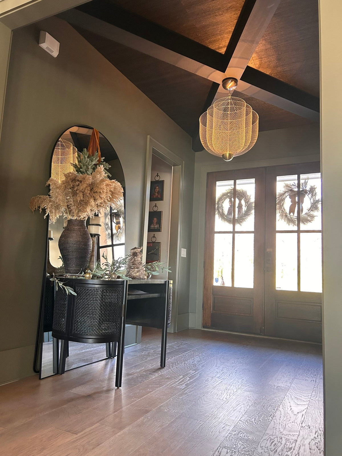 NR146X Jute Real Grasscloth Black - Mayflower Wallpaper